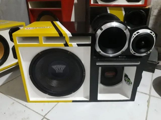 Caixa de som 4 vias