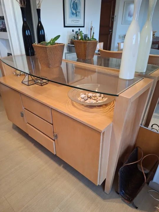Maravilhoso conjunto de jantar com mesa triangular, buffet e 6 cadeiras estilo Biedermeier - Foto 3