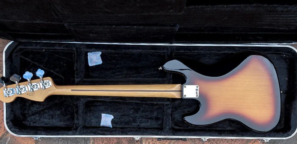 Baixo Elétrico Fender Jazz Bass Fretless 4 cordas - Foto 2