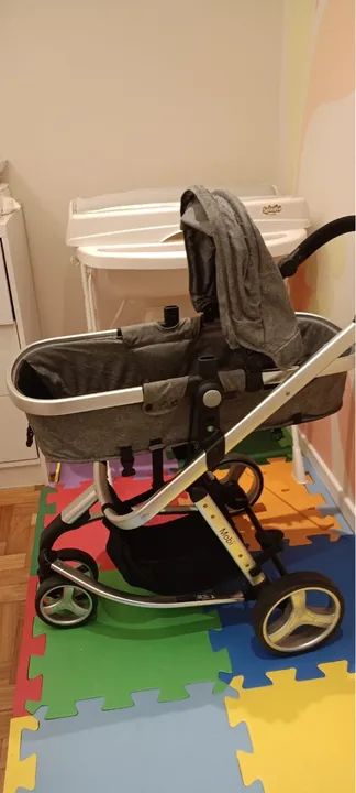 Carrinho de Bebê  Safety  completo com Bebe conforto - Cinza - semi novo - Foto 3