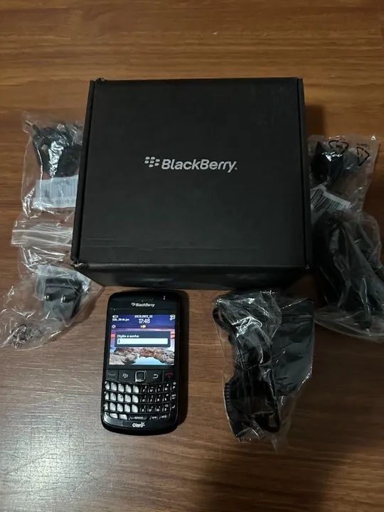 Blackberry Bold 9780 wi-fi 2G 256 Mb 512 Mb Ram teclado qwerty ligações voz mensagens sms - Foto 2