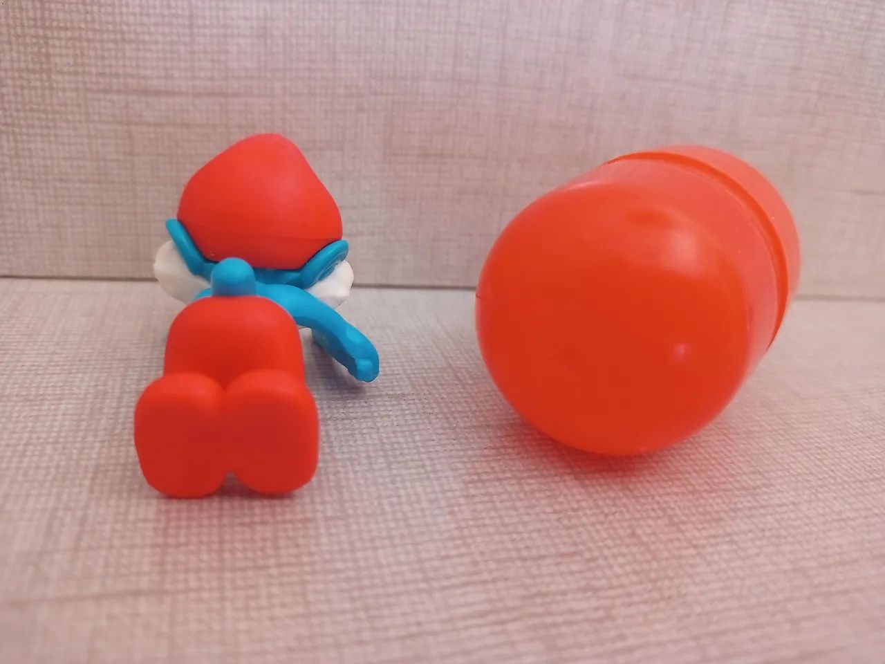 Papai Smurf maestro Ferrero Kinder 1996  Tam 5 cm5  - Foto 5