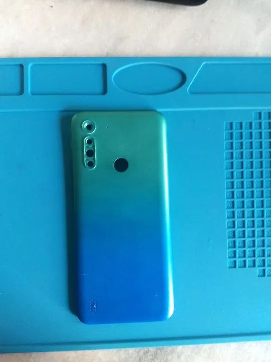 Tampa traseira Moto g8 Power Lite paralela