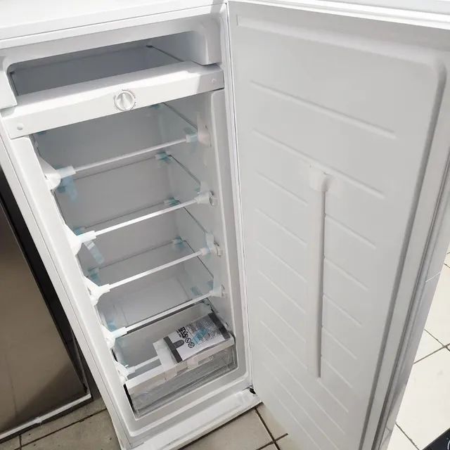 Freezer vertical 201 litros Philco  - Foto 3