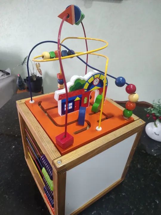 Brinquedo Educativo de Madeira aramado - Diversão e Aprendizado!