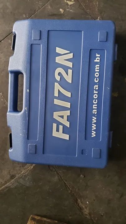 Pistola para fixação a pólvora com maleta - FAI-72N