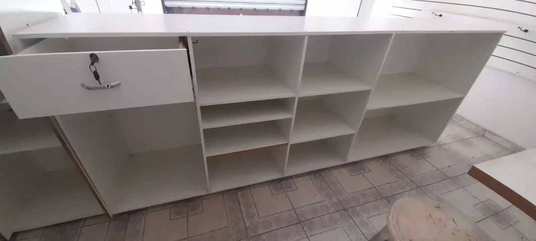 Balcão de loja branco 2,75 m comprimento - Foto 2