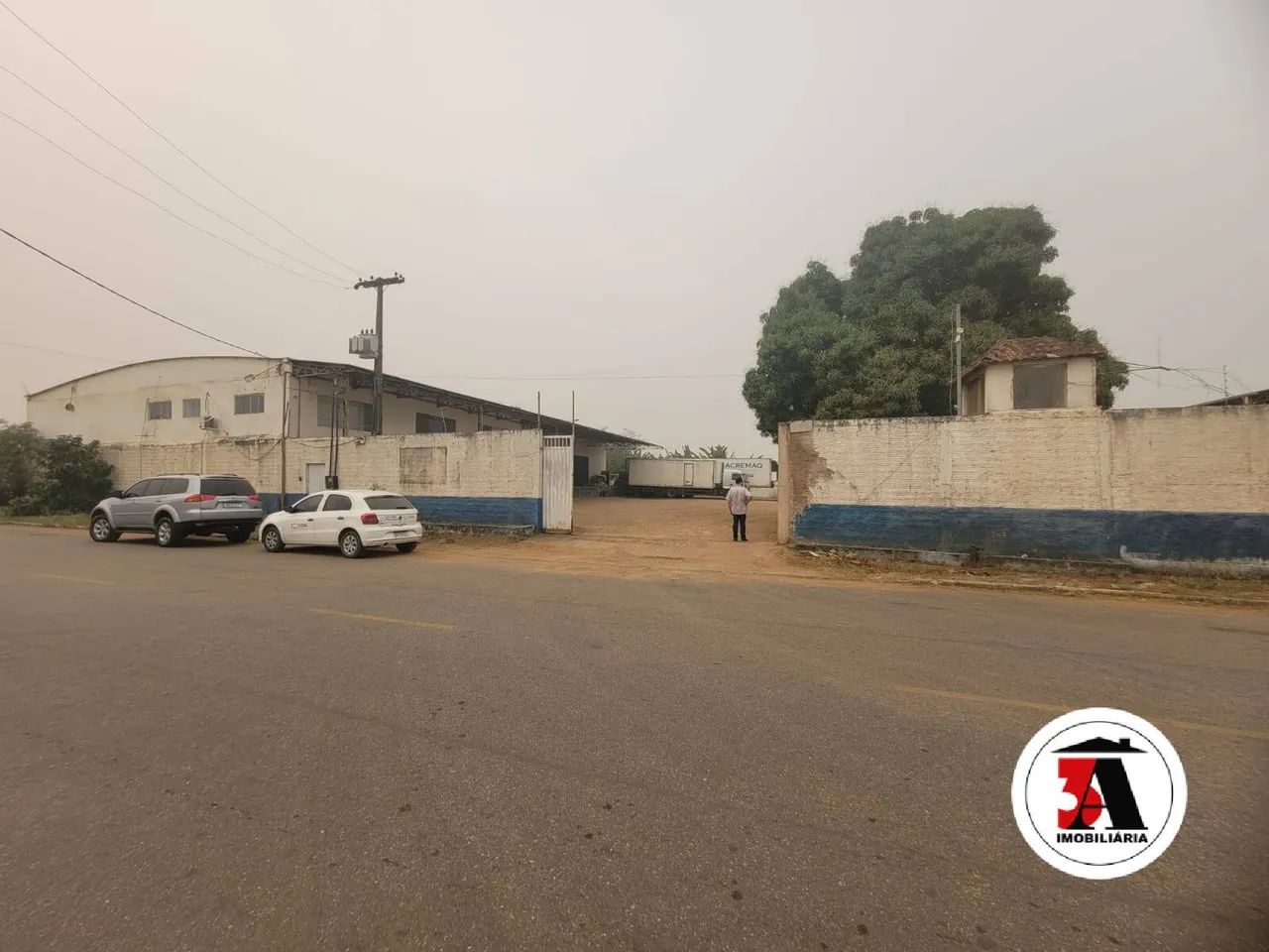 Galpão 900m2 Com 280m3 de Câmaras Frias