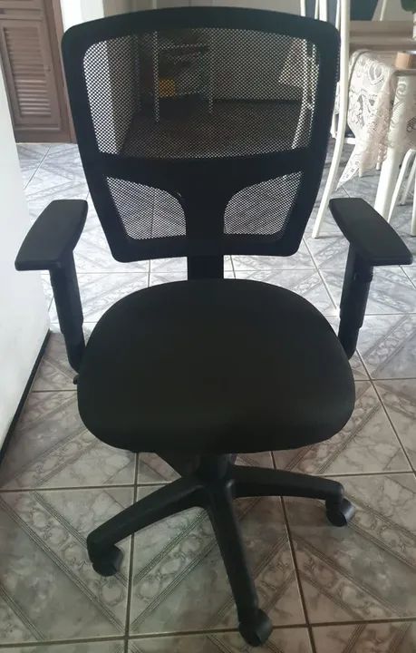 Cadeira office ergonômica de escritório Eco Rhodes em estado de nova perfeita
