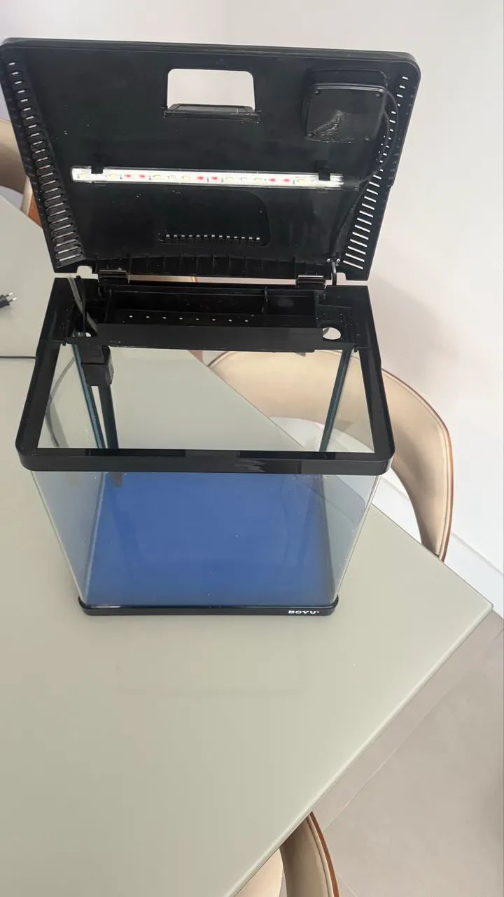 Aquário Boyu com LED - completo