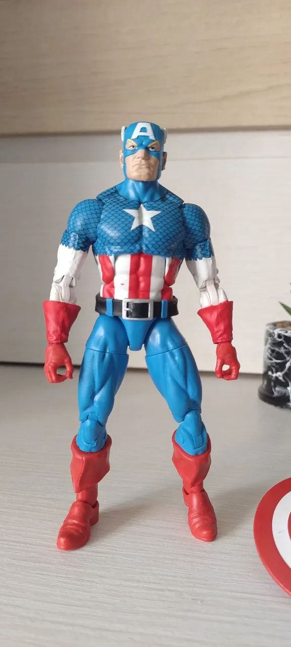 MARVEL Legends Capitão América (Vintage) - Foto 2