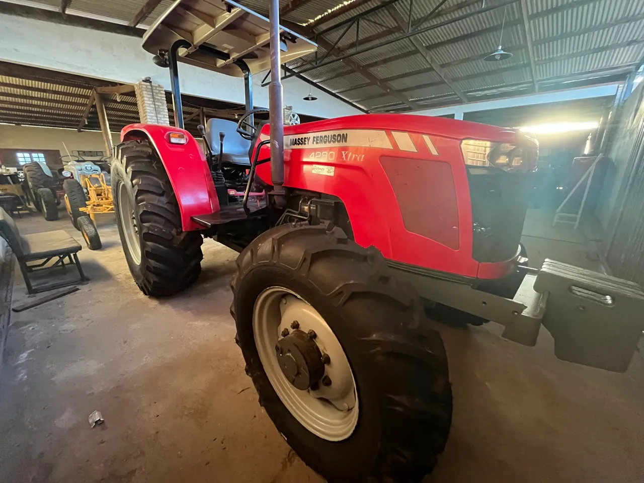 Trator Massey Ferguson MF 4280 2021 4x4