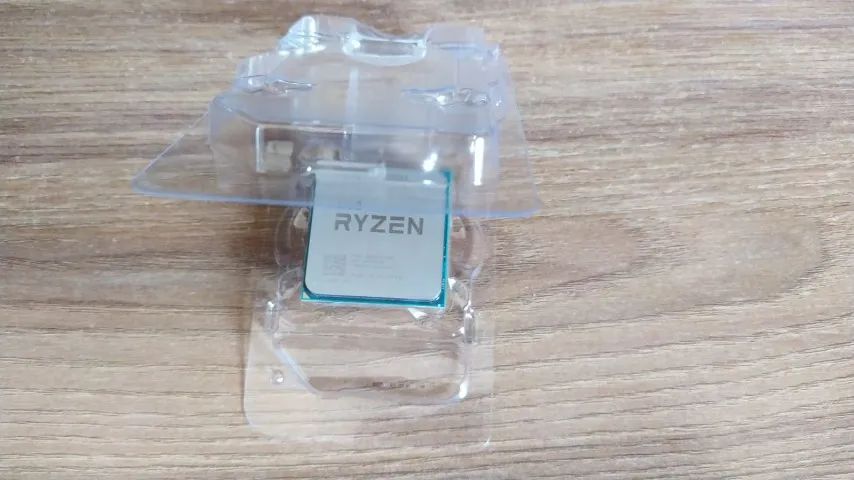 Used Ryzen 5 5600gt with original cooler64312216363139122