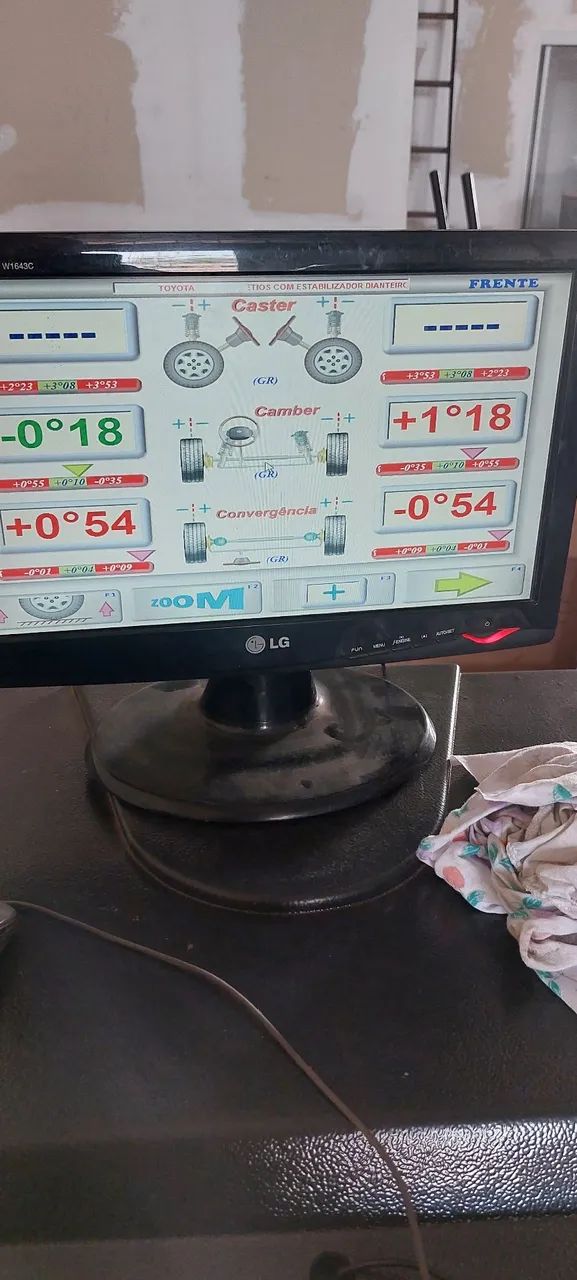 Equipamento de alinhamento computadorizado de veículos  - Foto 2