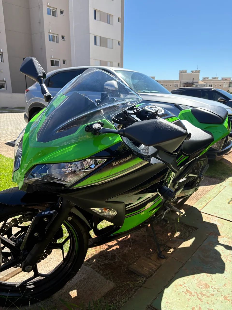 Kawasaki Ninja 300 Edição Especial 2018 - 15.000 km - Foto 3