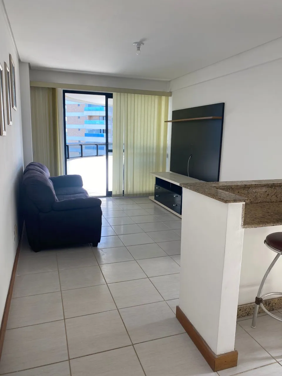 Quarto e sala Bahia Suites Residence em Armação - Salvador/BA