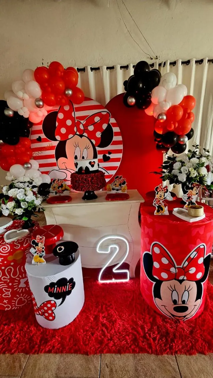 Decoração de Festa Minnie Vermelha