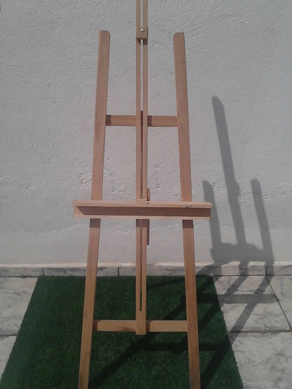 Cavalete de madeira para quadros