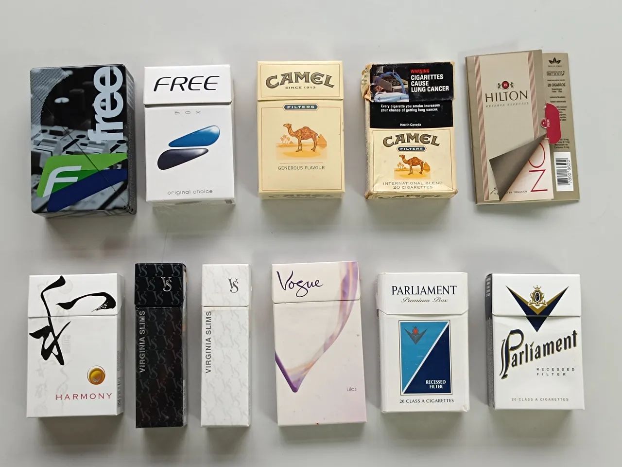 Coleção de maços de cigarro + Cigarreira Vazios
