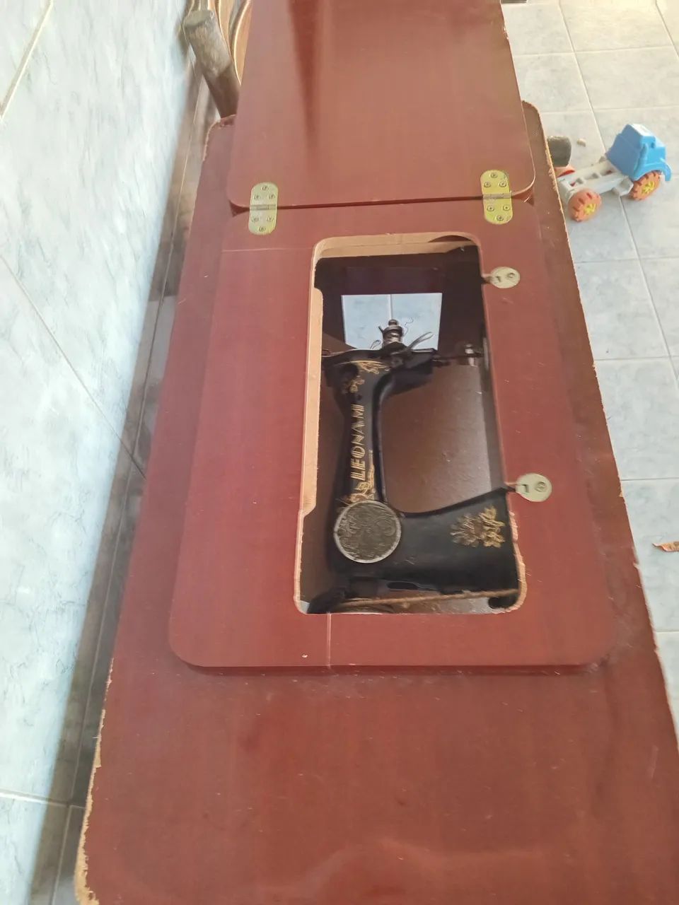 Máquina de custura 64842116357762120