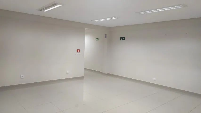 Sala Comercial na Av. Republica Argentina - Foto 4