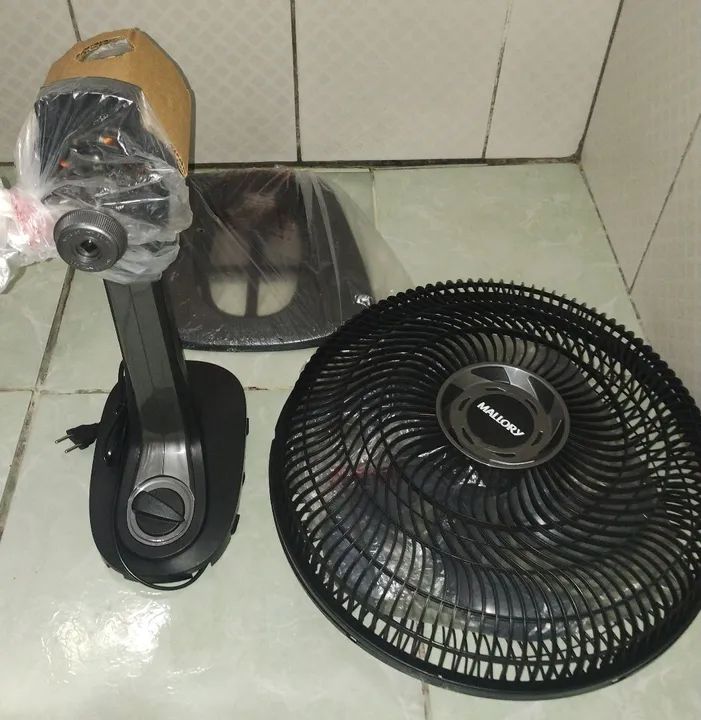 Ventilador de Mesa Mallory 40cm - Preto - Foto 3