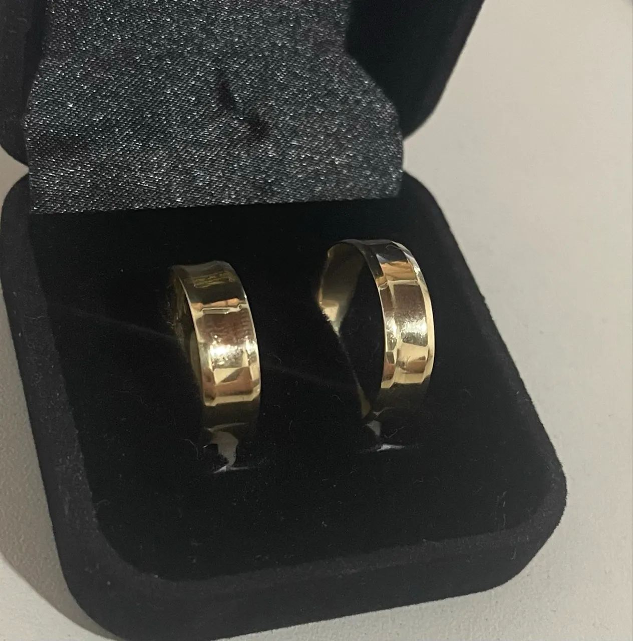 Vendo Par Alianças Ouro 18K - Foto 3