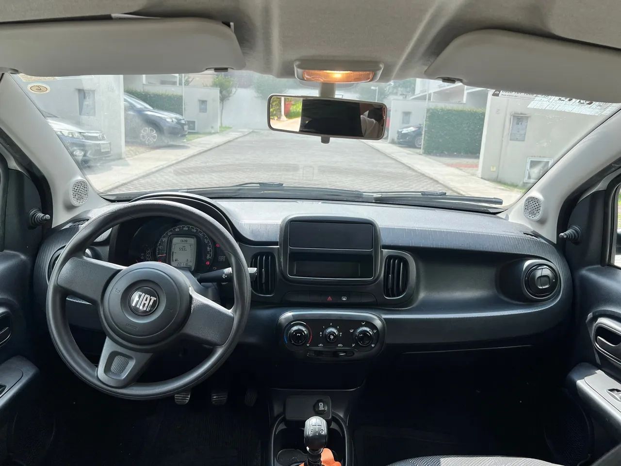 Mobi like 2022 baixo km - Foto 4