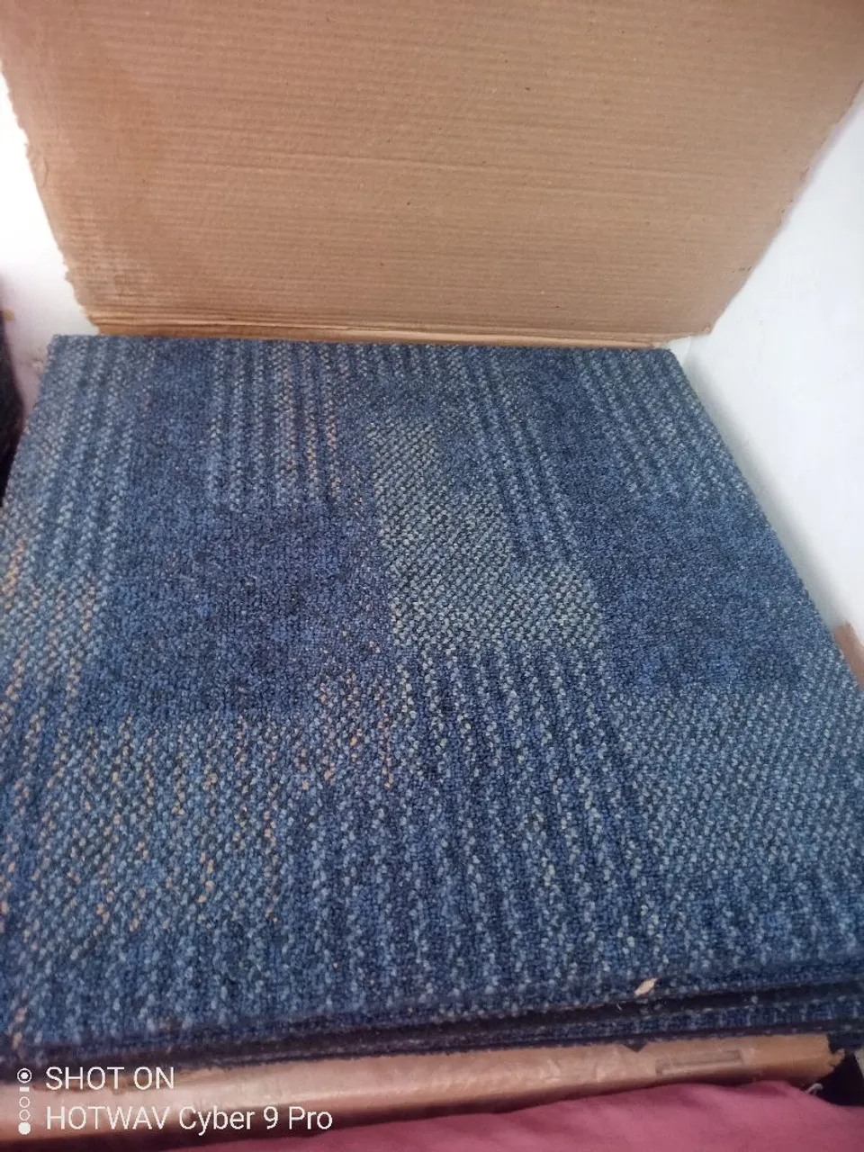 Carpete em placas azul valor para lote 35 mtrs