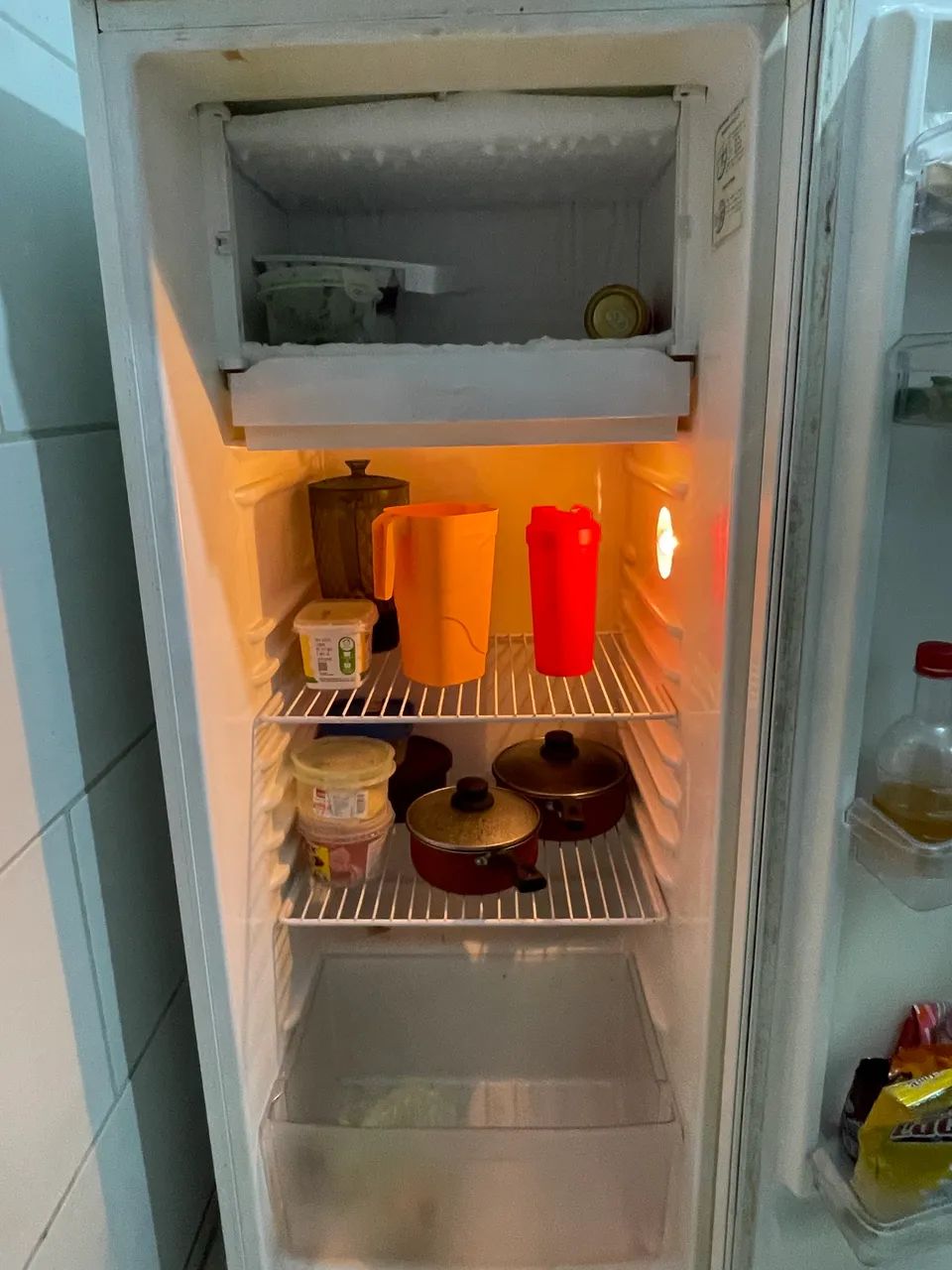 GELADEIRA SEMI NOVA - Foto 2