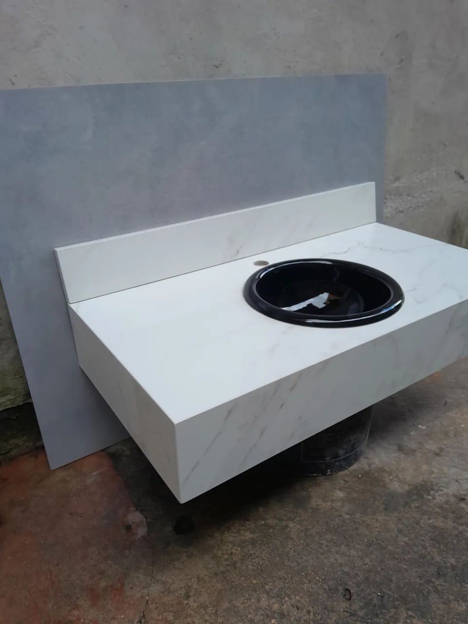 Bancada em porcelanato para banheiro - Foto 4