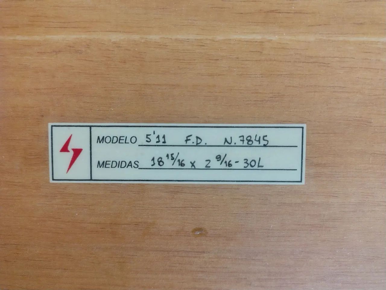 Powerlight 5'11" (30L) - Prancha de alta performance por um precinho!<br>