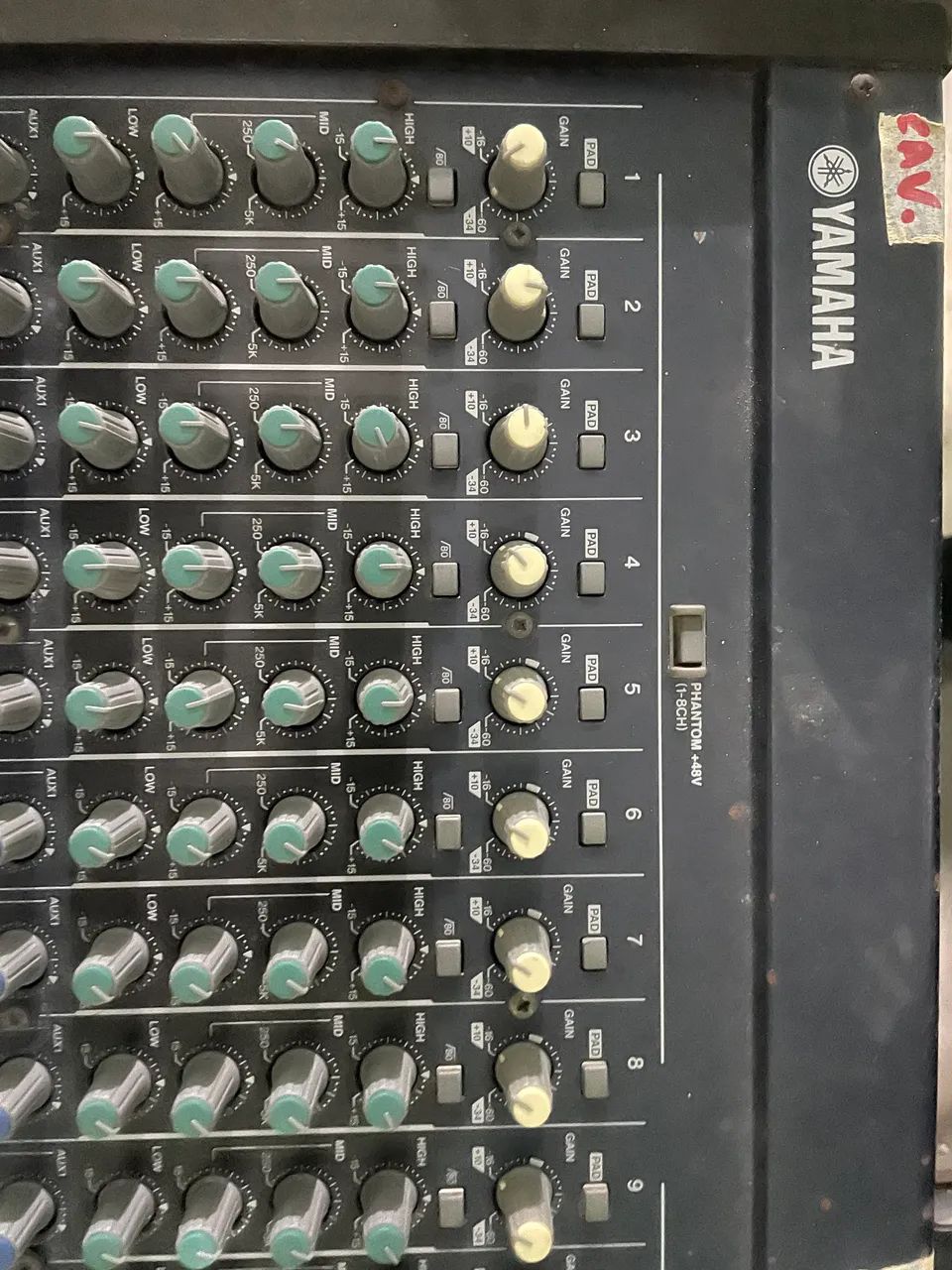 Mesa de Som 32 canais Yamaha - Foto 3