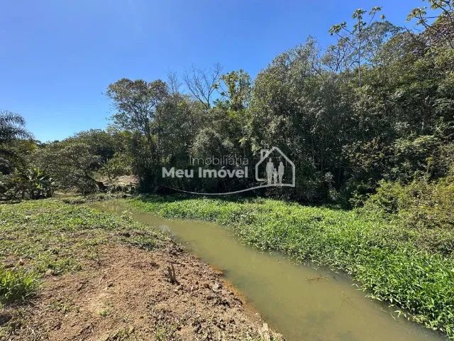 Terreno em lugar CALMO com características de interior próximo do centro de Criciúma  - Foto 5
