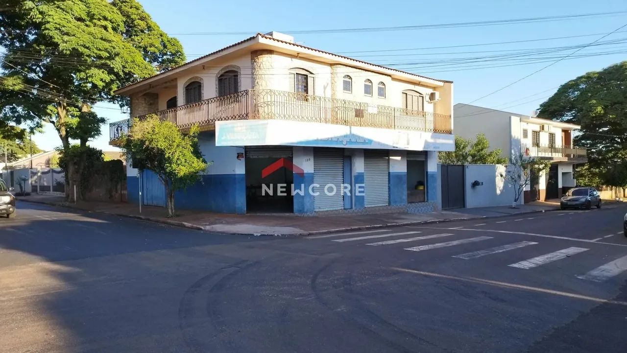 Sobrado em Avenida Montreal - Jardim Panorama - Sarandi/PR
