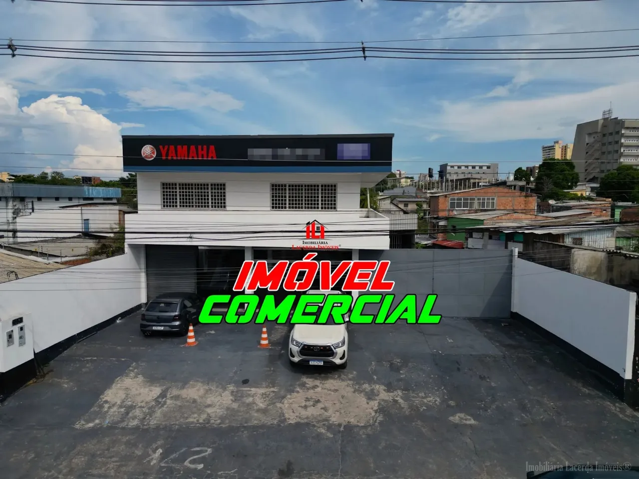 Prédio Comercial pra Locação na Av. Constantino Nery 827m² Subsolo com vagas, banheiro e s