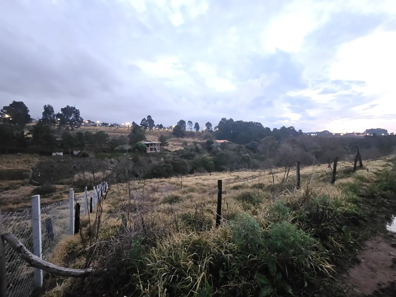 VENDO TERRENO