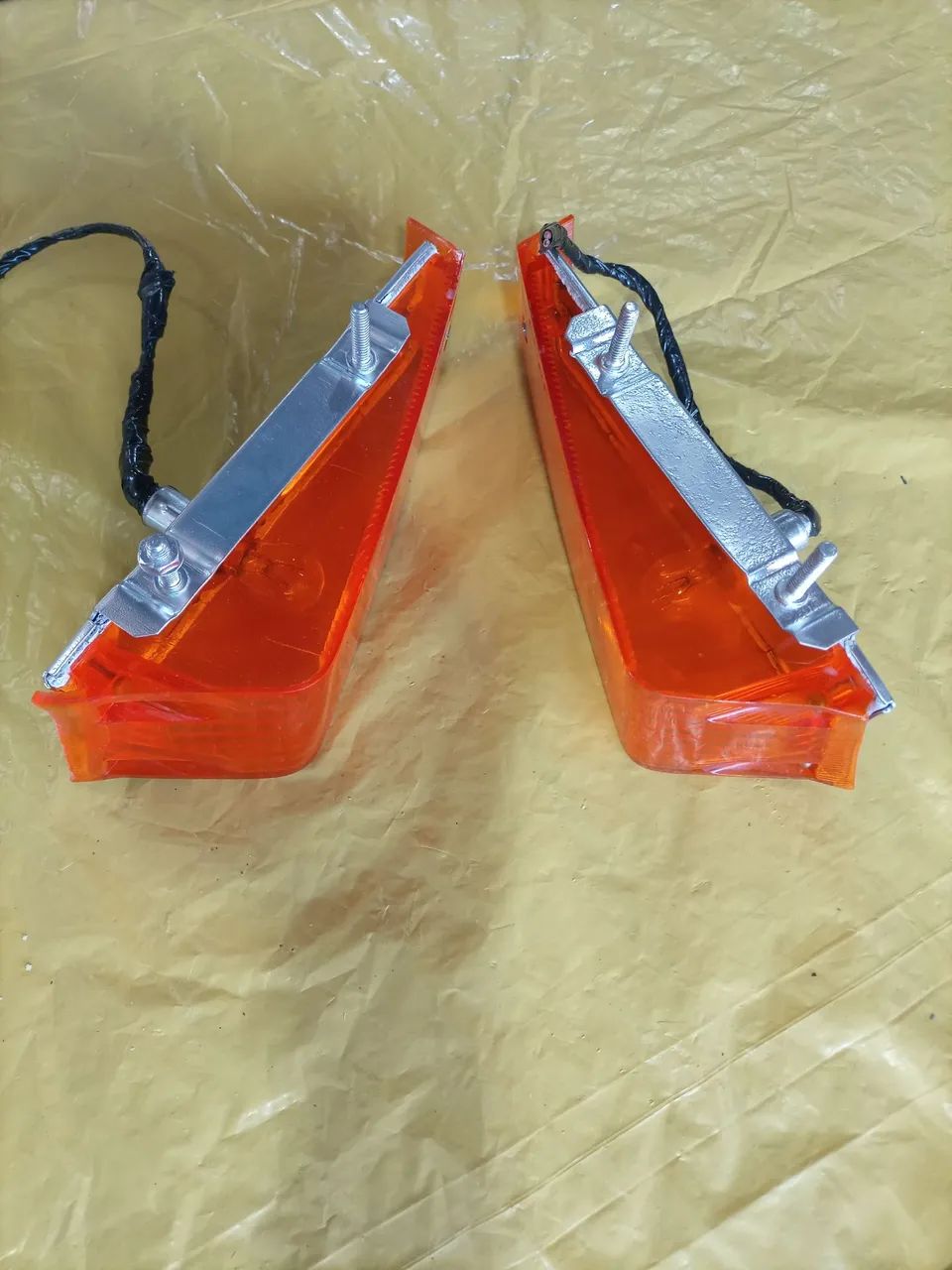 Pisca dianteiro Ford F100/F1000 original Ford.