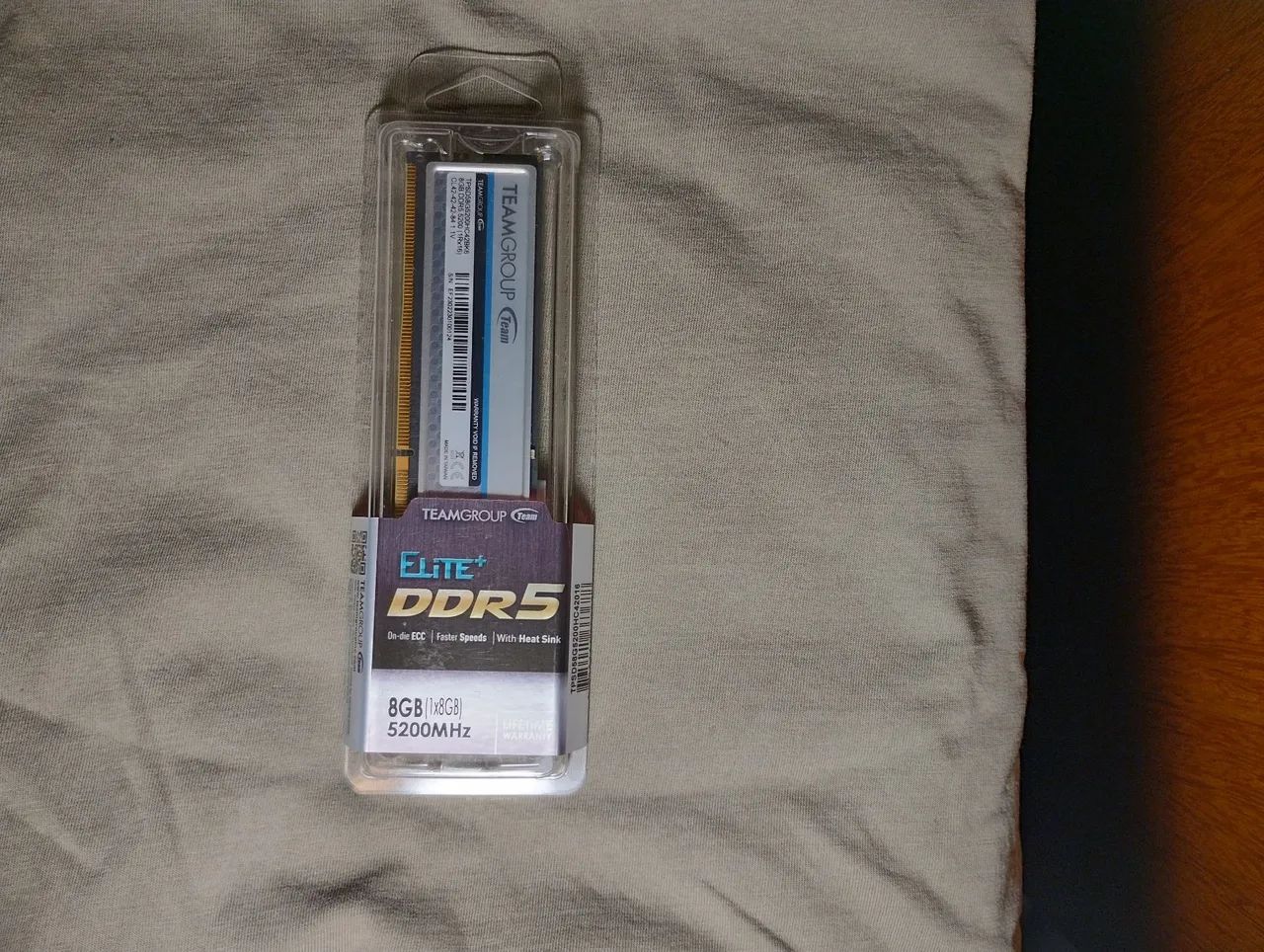 Memória RAM TEAMGROUP ELITE+ DDR5