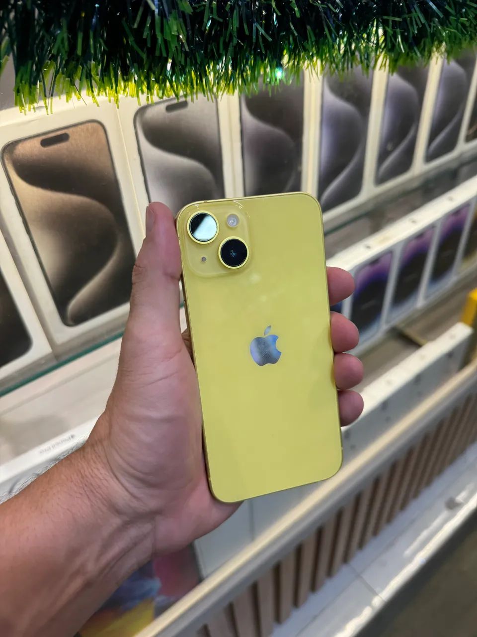 iPhone 14 128gb amarelo - Celulares e Smartphones - Zona