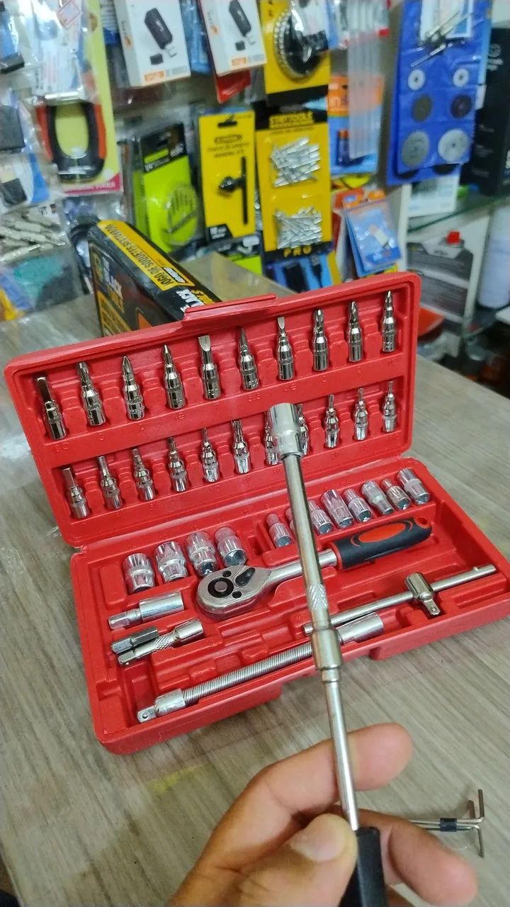 Jogo de Soquetes Chaves de Fenda e Bits 46 Peças com Maleta - Foto 4