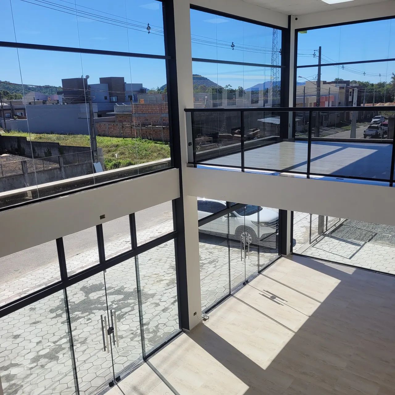 ALUGA-SE IMÓVEL COMERCIAL GARUVA CENTRO - Foto 3