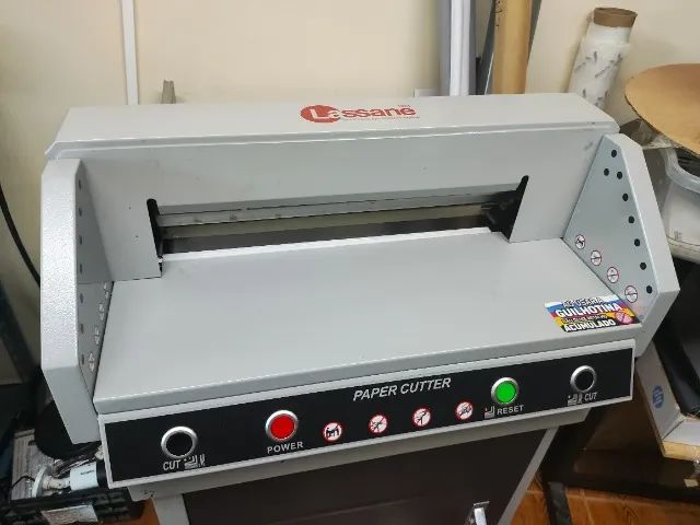 Aceito proposta! Guilhotina Elétrica Lassane 450 V+ 45cm + faca reserva - Foto 2