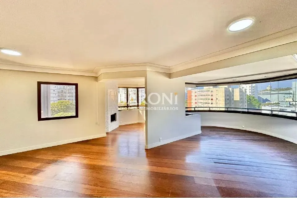 Baroni Imóveis, imobiliária em Moema, especializada em compra e venda de imóveis residenci