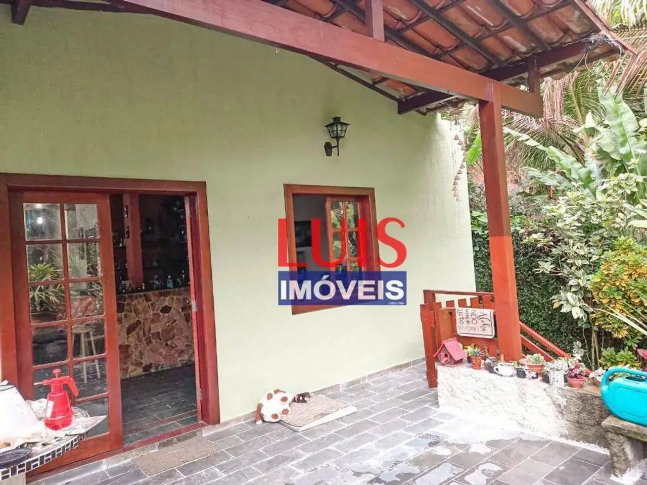 Casa com 4 dormitórios para alugar, 168 m² por R$ 5.830,00/mês - Itaipu - Niterói/RJ