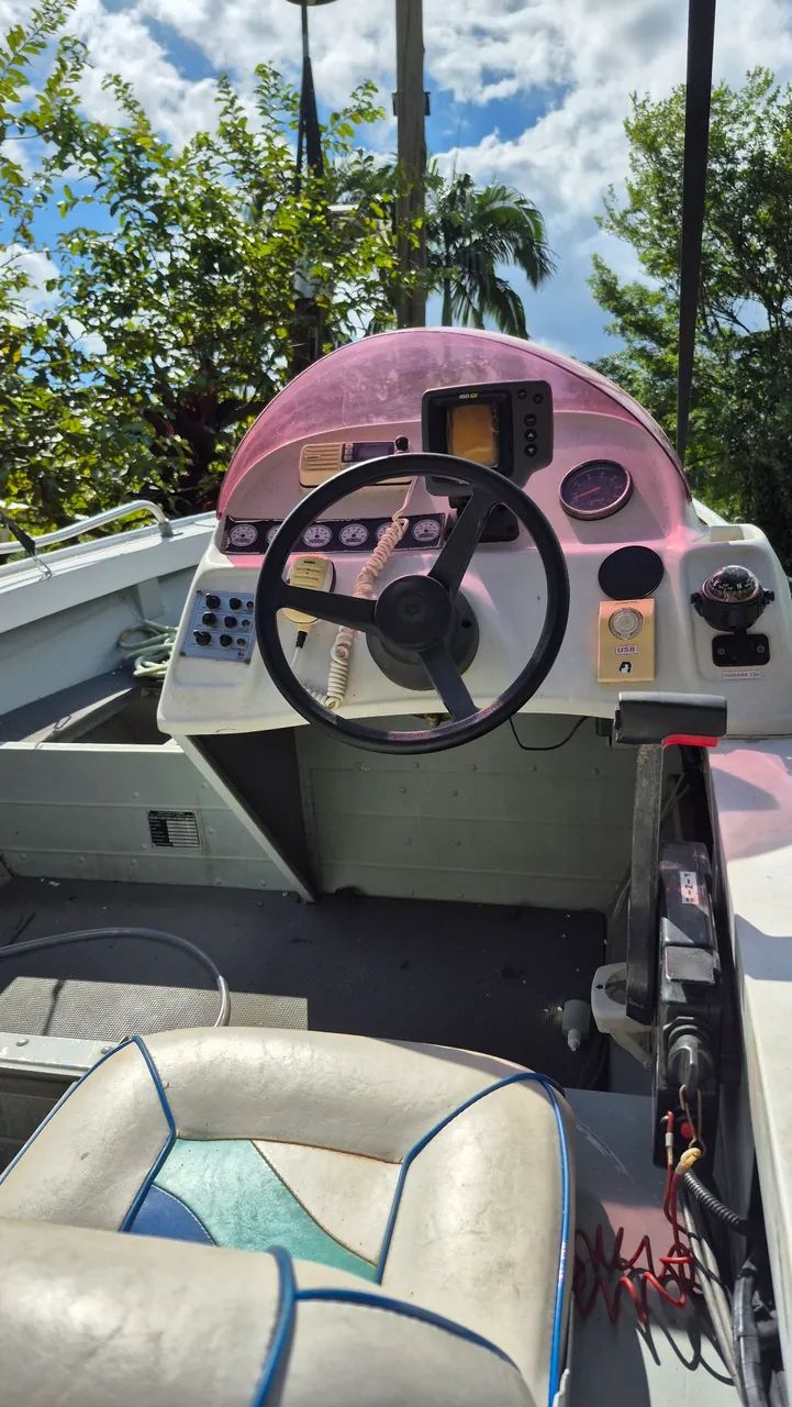 Barco alumínio 19 puma, com motor 50 Suzuki 4 tempo  - Foto 6