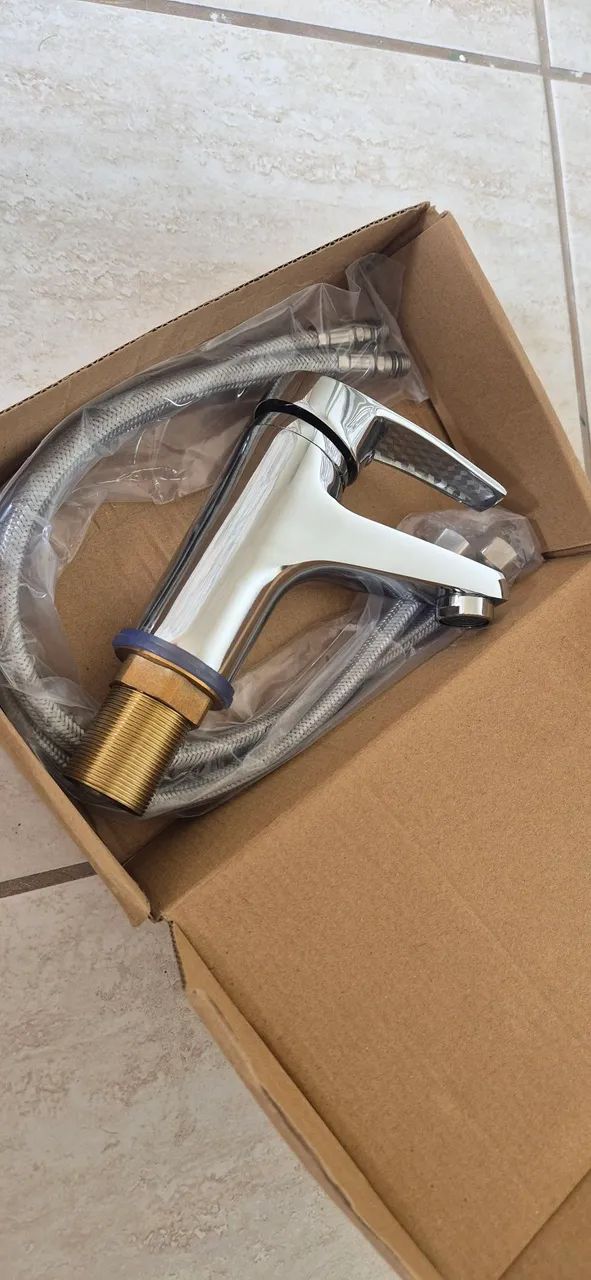 Torneira de Banheiro Cromada com Design Moderno - Foto 5