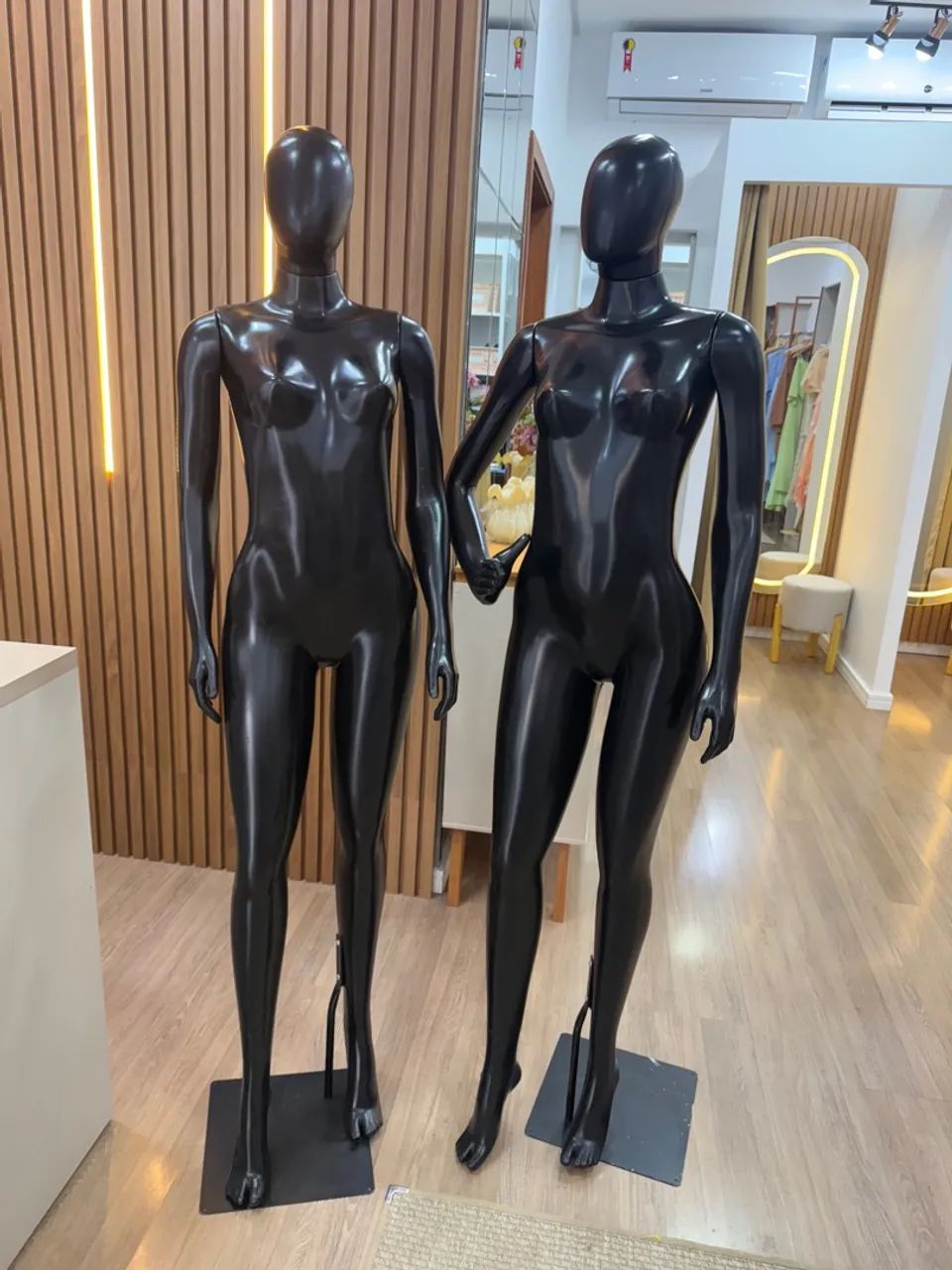 Vendo manequins - leia o anúncio  - Foto 3