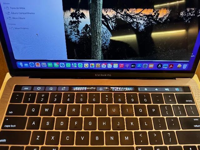 Macbook Pro 13インチ　2017 512GB Touch bar MacBook Pro 13