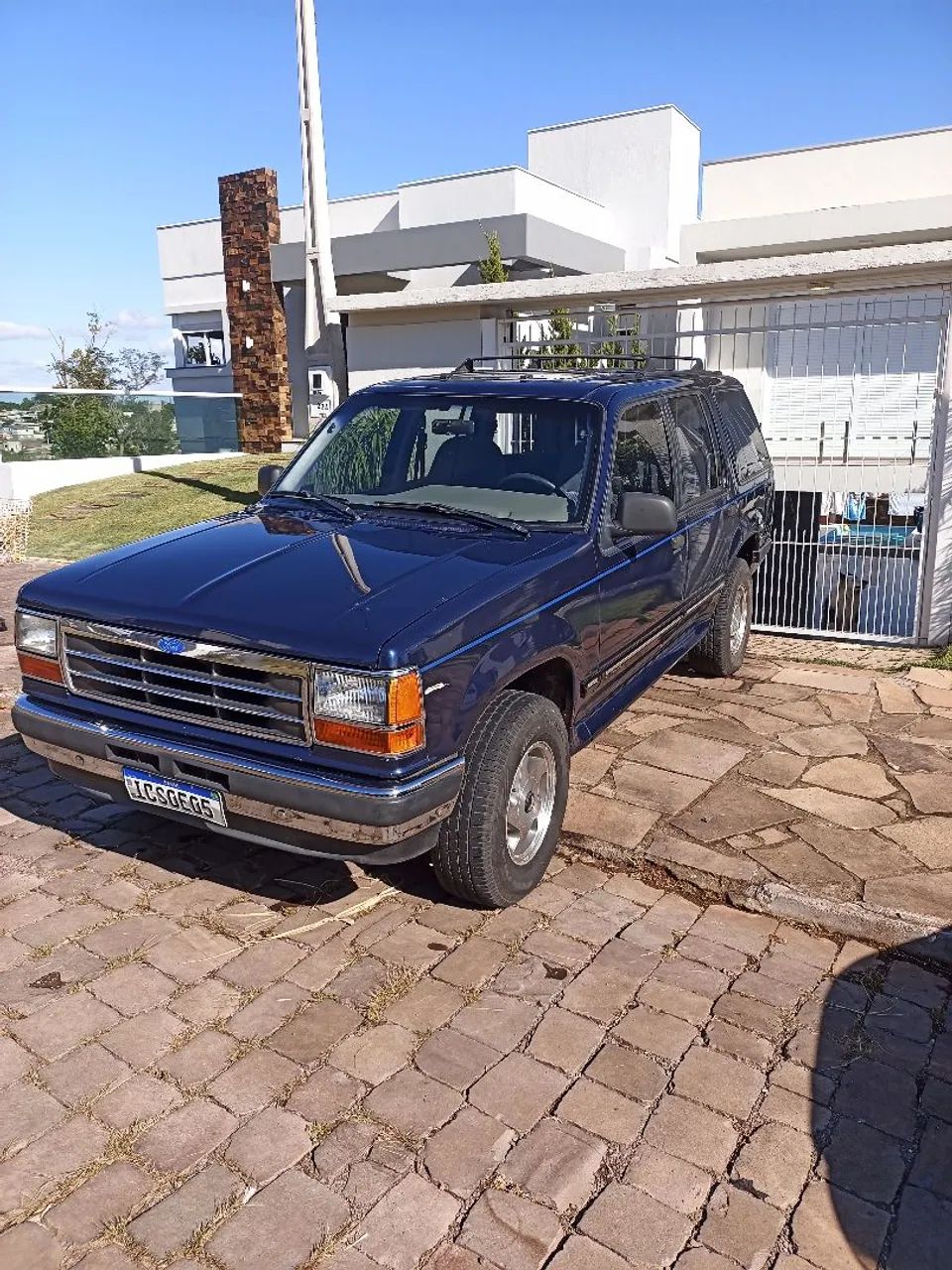 Vende-se Ford Explorer 